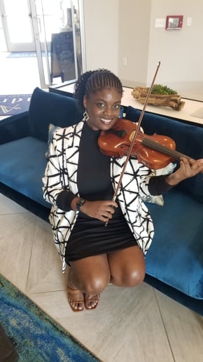 Gallery photo 1 of Tracie Walker- Violinist/Violist