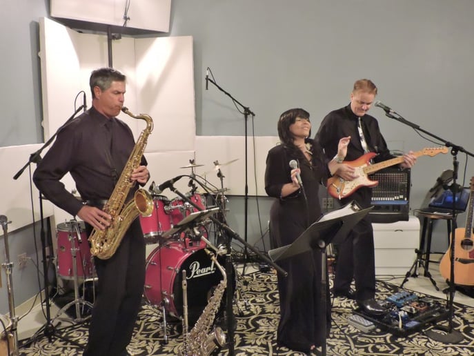 Gallery photo 2 of Tradewinds Dance Band
