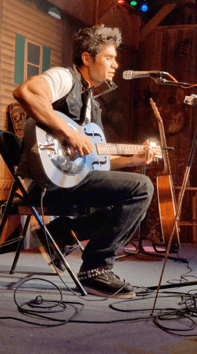 Gallery photo 4 of Traditional Delta Blues