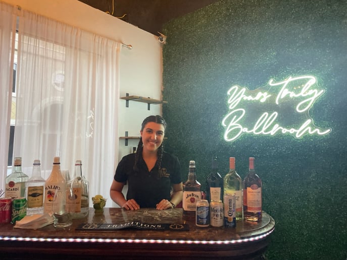 Gallery photo 7 of Traditions Mobile Bartending