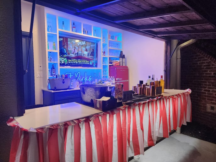 Gallery photo 8 of Traveling Mixologist