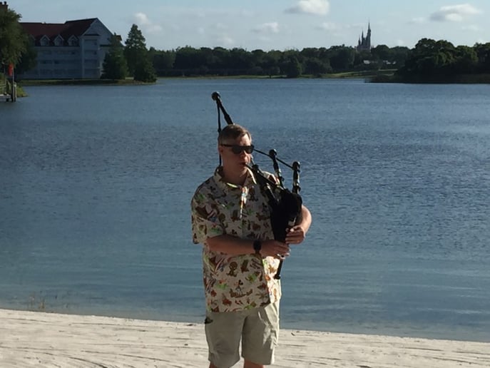 Gallery photo 4 of David Lairson, Highland Bagpiper