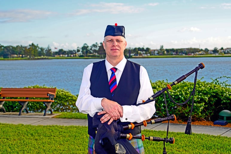 Gallery photo 5 of David Lairson, Highland Bagpiper