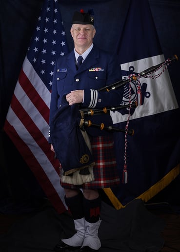 Gallery photo 1 of David Lairson, Highland Bagpiper