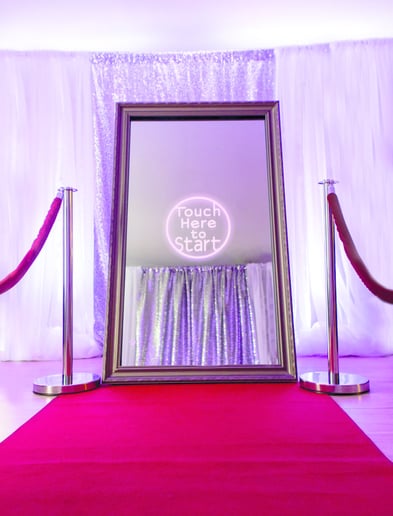 Gallery photo 1 of Trendy Celebrations Photo Booth
