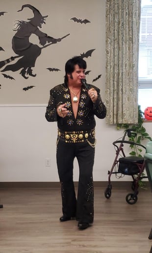 Gallery photo 4 of Tribute To Elvis