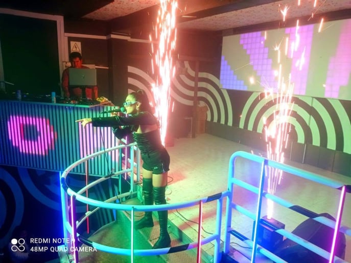 Gallery photo 2 of Tributo a Becky G