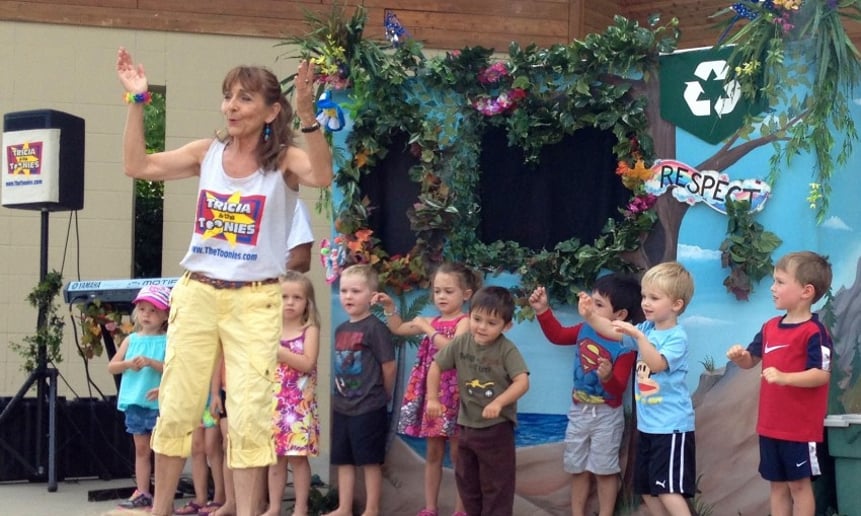 Gallery photo 10 of Tricia & The Toonies