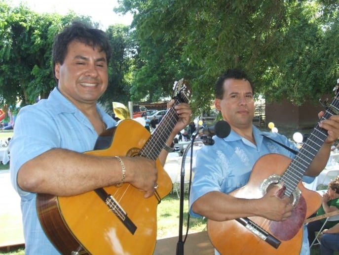 Gallery photo 18 of Trio Sol de Mexico