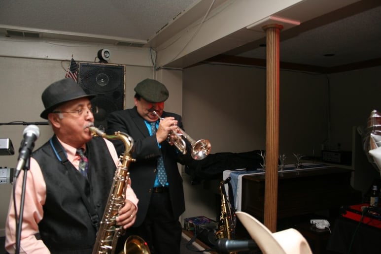 Gallery photo 6 of Triple-T Variety Band 2.0