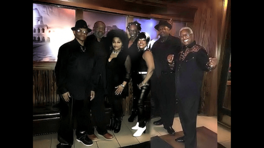 Gallery photo 9 of Triple Treat Band