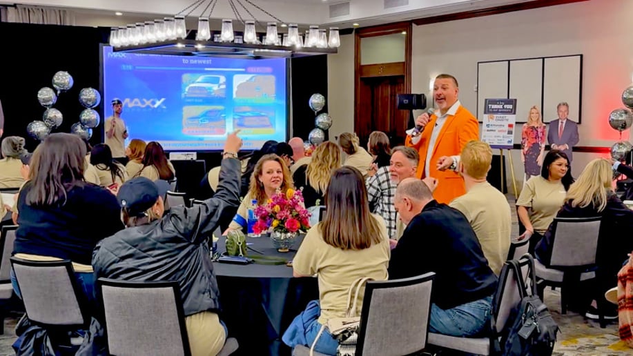 Gallery photo 2 of Trivia Game Show