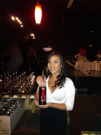 Gallery photo 4 of Tropical Twist Bartending