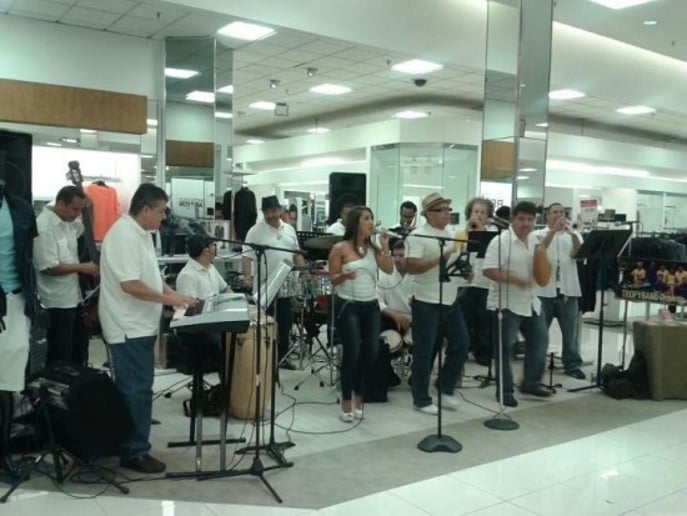 Gallery photo 4 of TropyBand Orquesta