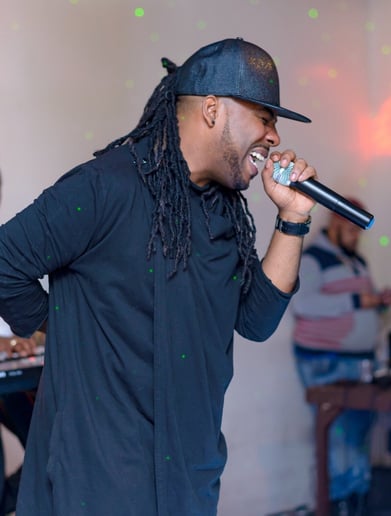Gallery photo 4 of Troy Weekes Music