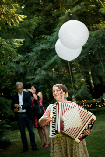 Gallery photo 9 of Tsunami Piñata