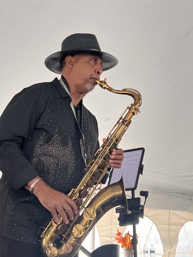 Gallery photo 5 of Tim Tolber Music & Entertainment