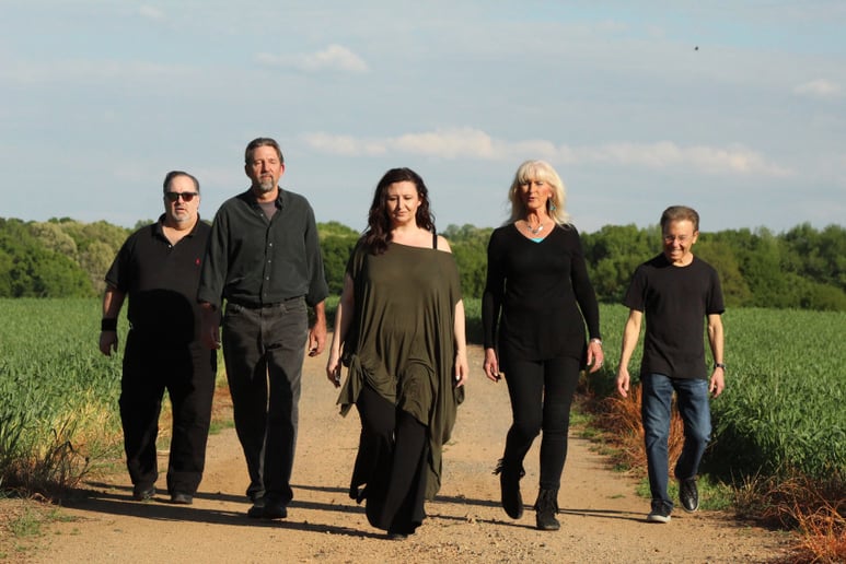 Gallery photo 1 of Ttw Band