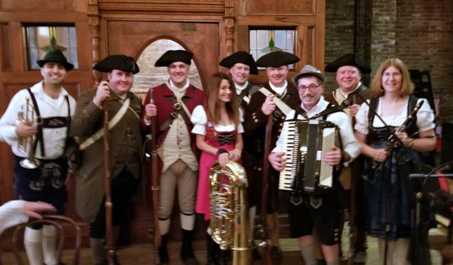Gallery photo 1 of TubaFrau Hofbrau Band