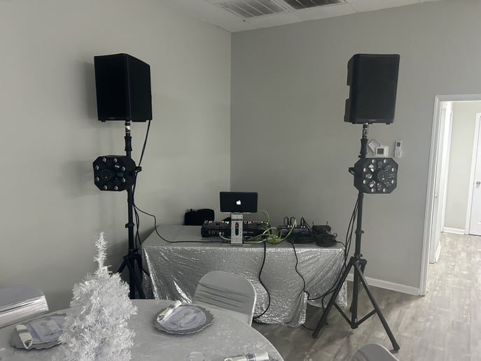 Gallery photo 11 of Tubco DJ Ty