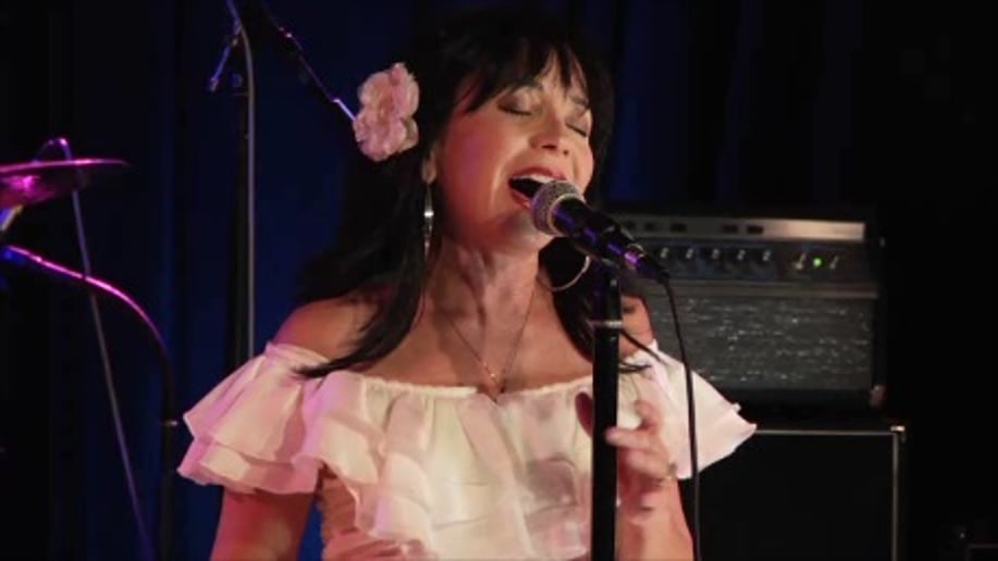 Gallery photo 1 of Tumbling Dice.....A Tribute To Linda Ronstadt