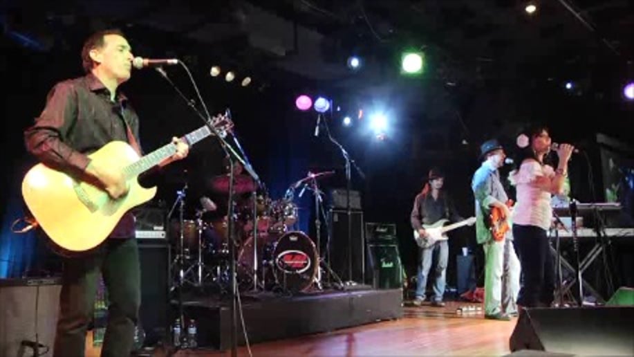 Gallery photo 2 of Tumbling Dice.....A Tribute To Linda Ronstadt