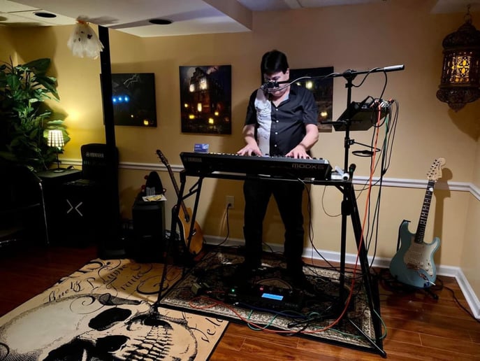 Gallery photo 4 of TunesDoneByOne