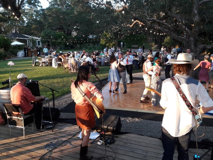Gallery photo 1 of Twang Ditty