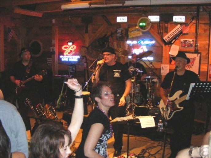 Gallery photo 2 of Tweed Brothers Band