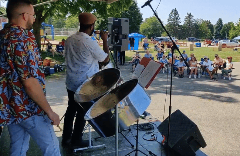 Gallery photo 1 of Twin City Steel Band