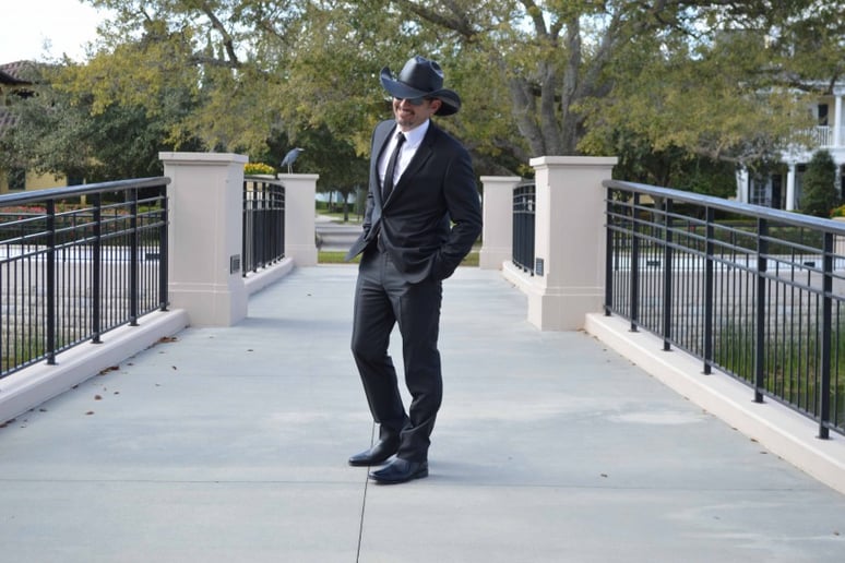 Gallery photo 3 of Twin McGraw