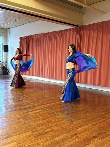 Gallery photo 13 of Twin Mirage Belly Dance