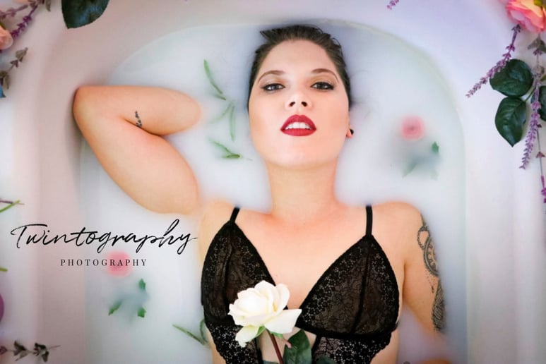 Gallery photo 2 of Twintography