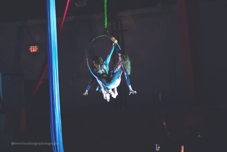 Gallery photo 5 of Twirling Twins Entertainment