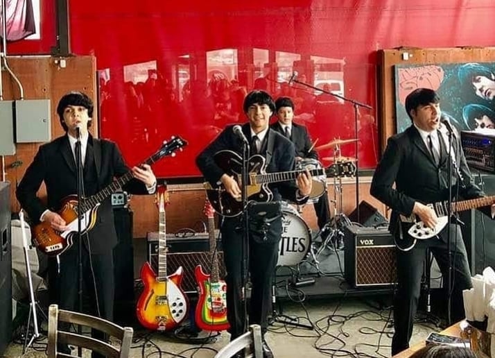 Gallery photo 1 of Twist and Shout