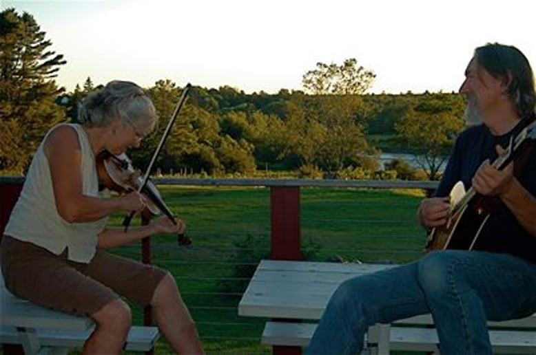 Gallery photo 1 of Twisted Strings