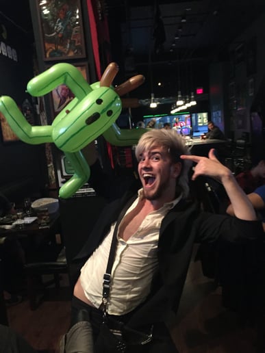 Gallery photo 7 of Twistin' Sam Balloon Entertainer