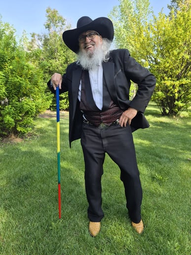 Gallery photo 8 of Twistin Tex Balloonist & Comedy Magician