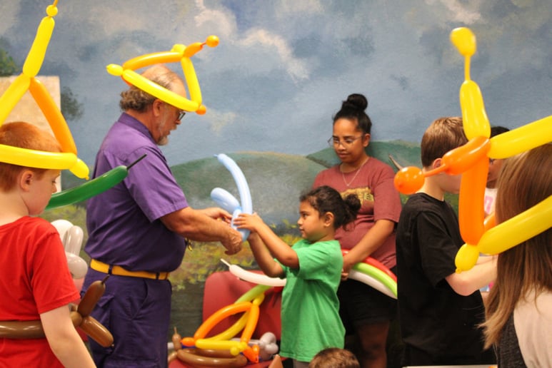 Gallery photo 9 of Twisty Art Entertainment-Balloons, Magic and More!
