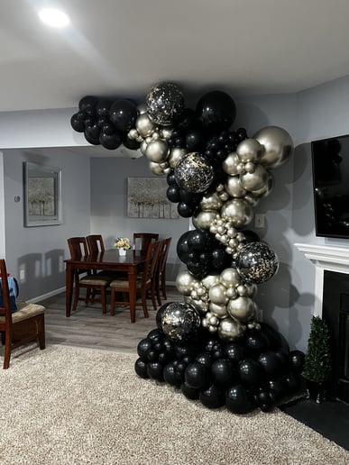 Gallery photo 9 of Twisty Twirly Balloons