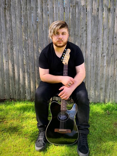 Gallery photo 1 of Tyler Carson Music
