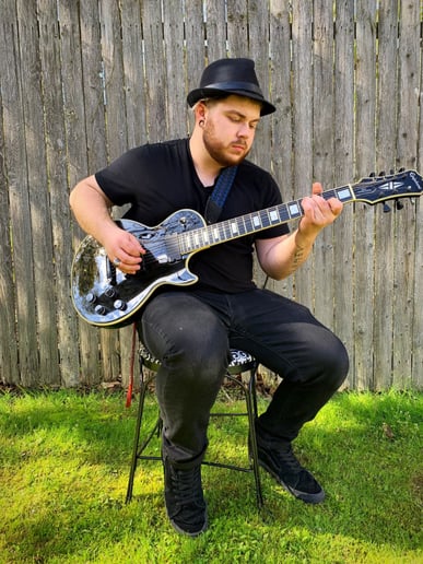 Gallery photo 10 of Tyler Carson Music