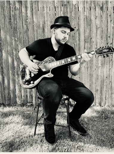 Gallery photo 4 of Tyler Carson Music