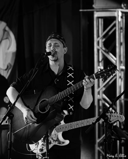 Gallery photo 1 of Tyler Lee