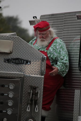Gallery photo 4 of Tyler Santa