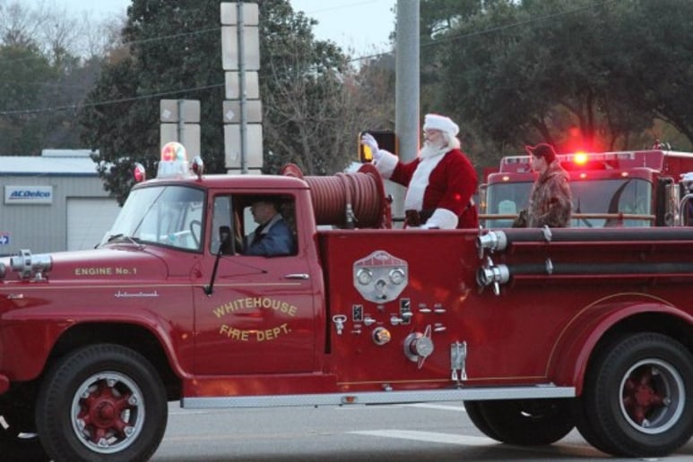 Gallery photo 9 of Tyler Santa
