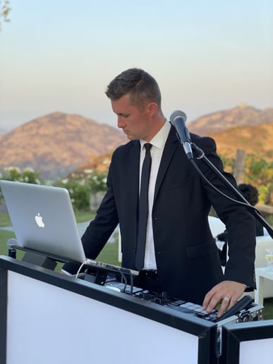 Gallery photo 5 of Tyler Varnell - Saxophone + Piano + DJ/Emcee