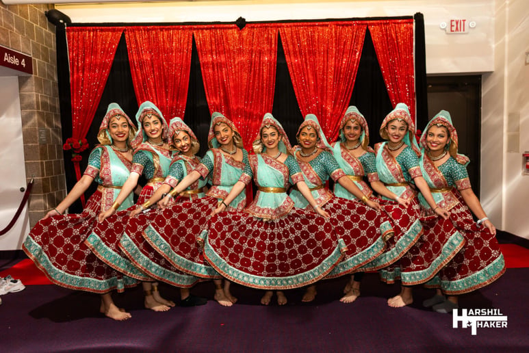 Gallery photo 9 of UCSD Raas Ruckus