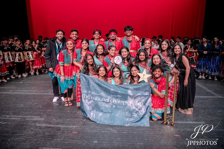 Gallery photo 10 of UCSD Raas Ruckus