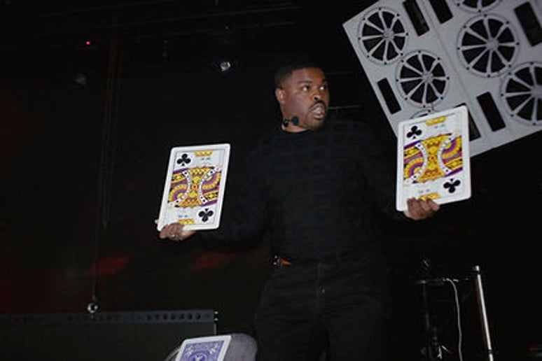 Gallery photo 8 of Magic With Uki | Interactive Magician for Private Events